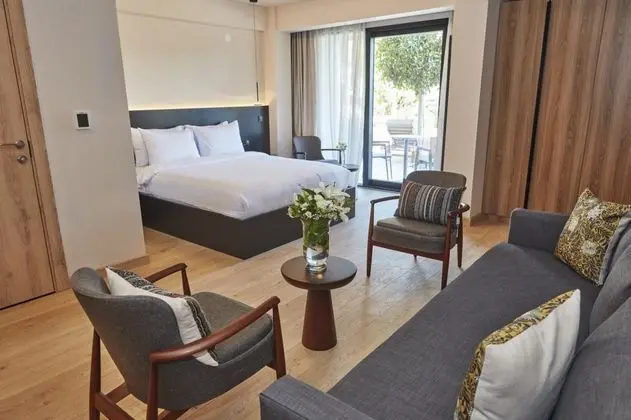 Deluxe King Oda, Havuz Manzaralı, Bahçe Katı
