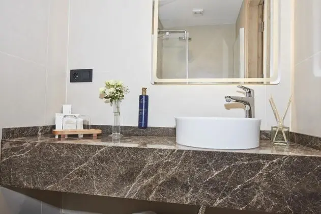 Deluxe King Oda, Havuz Manzaralı, Bahçe Katı