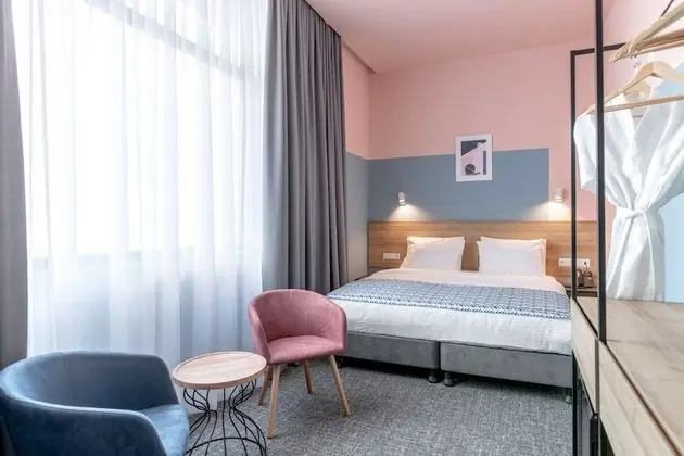 Superior Tek Büyük veya İki Ayrı Yataklı Oda