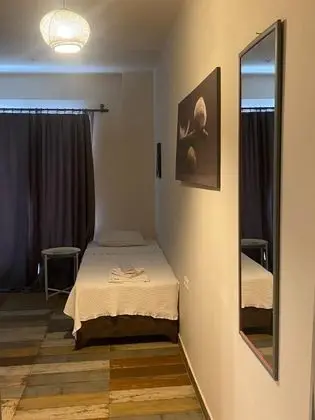 Single Oda,şehir Veya Dağ Manzaralı,fransız Balkonlu