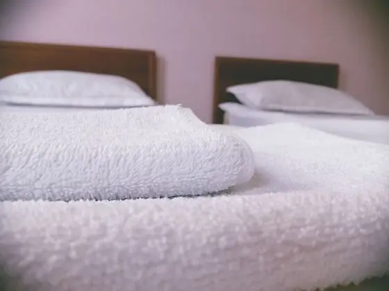 Standard Üç Kişilik Oda, Ortak Banyo