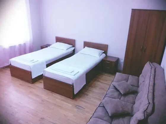 Standard Üç Kişilik Oda, Ortak Banyo