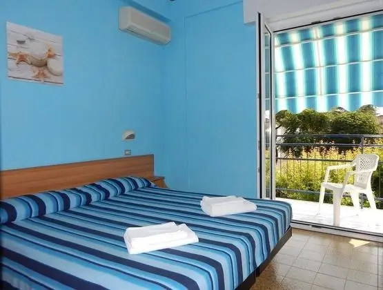 Tek Büyük Yataklı Oda, Balkon