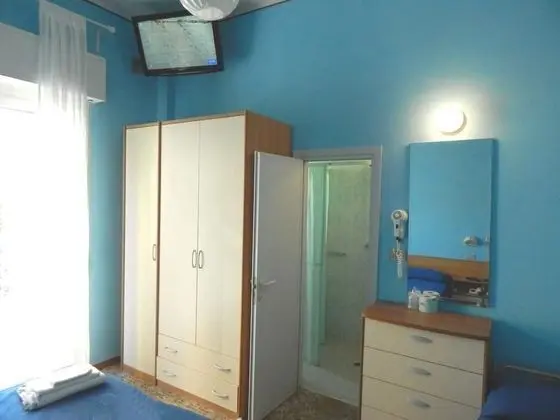 Tek Büyük Yataklı Oda, Balkon