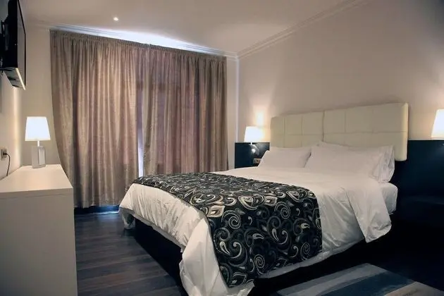 Standard Büyük Yataklı Tek Kişilik Oda