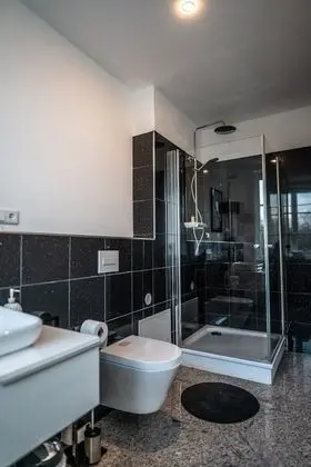 Design Tek Büyük Yataklı Oda