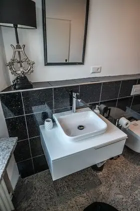 Design Tek Büyük Yataklı Oda