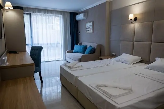 İki Ayrı Yataklı Oda, Balkon, Deniz Manzaralı