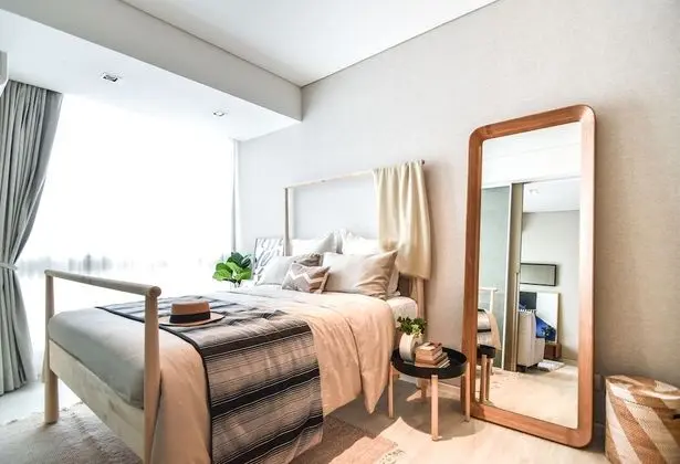 1-Bedroom Deluxe Apartment with Partial Sea View