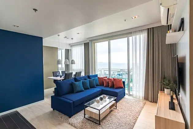2 Bedrooms Deluxe Apartment with Partial Sea View