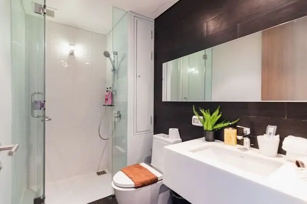 2 Bedrooms Deluxe Apartment with Partial Sea View