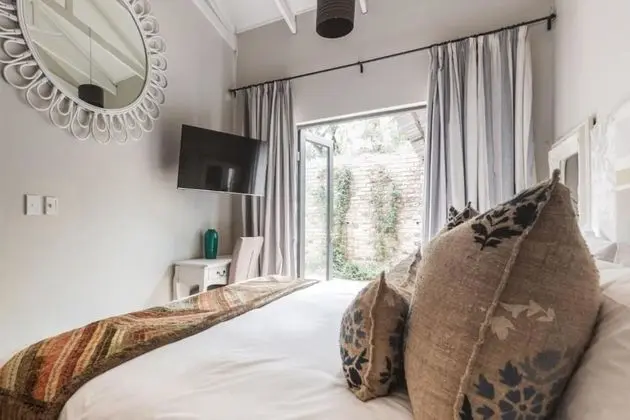Luxury Süit, 1 Yatak Odası, Bahçe Manzaralı (Basil)
