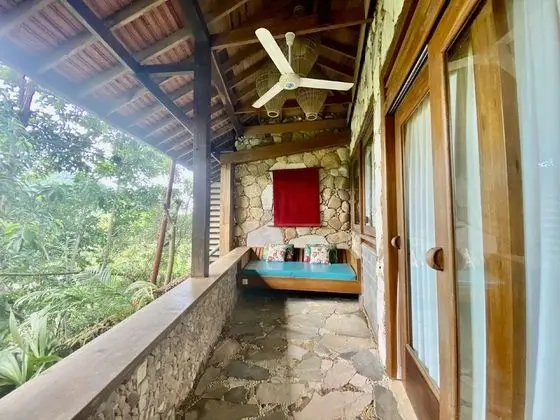İki Ayrı Yataklı Oda, Balkon, Bahçe Manzaralı (Cliff Residence)