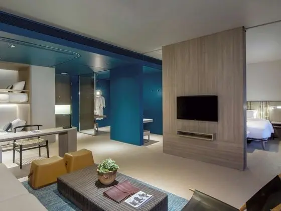 Family Pool Suite