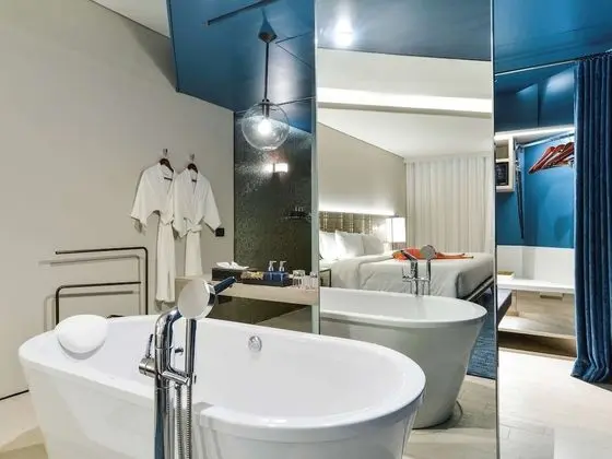 Family Pool Suite