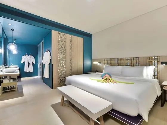 Family Pool Suite