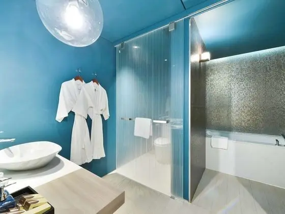 Family Pool Suite