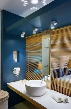 Privilege Room