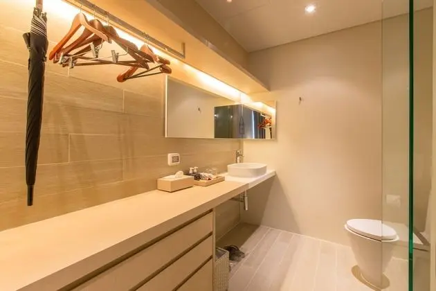 1 Bedroom Residence
