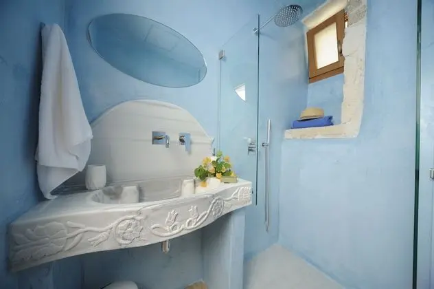 Stüdyo, Havuz Manzaralı
