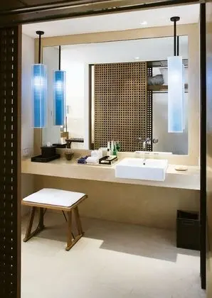 Premium Deluxe with Plunge Bath