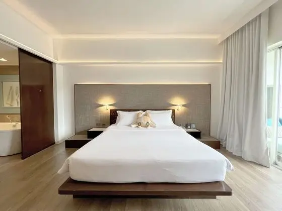 Veranda Deluxe King