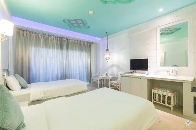 Superior Room (Room Only)