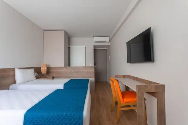 Standard Üç Kişilik Oda, Şehir Manzaralı