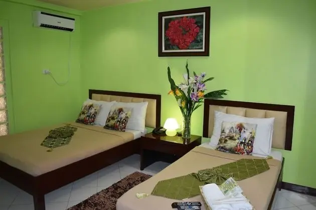 Verbena Room