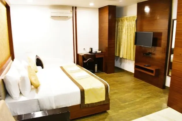 Luxury Oda