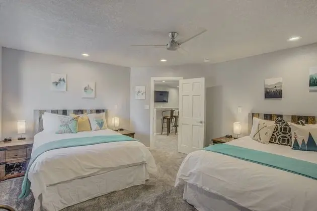 Ev (2 Bedrooms)