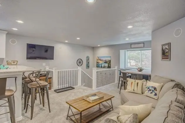 Ev (2 Bedrooms)