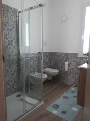 Tek Büyük Yataklı Oda, Banyolu/Duşlu