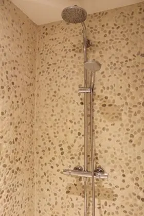 Comfort Tek Büyük Yataklı Oda, Balkon, Park Manzaralı