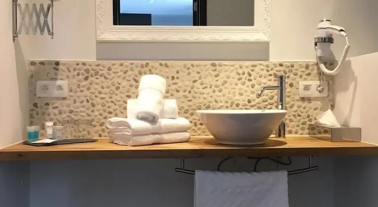 Comfort Tek Büyük Yataklı Oda, Balkon, Park Manzaralı