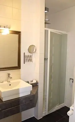 Deluxe Tek Büyük Yataklı Oda, Teras