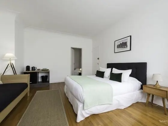 Dört Kişilik Oda, Özel Banyo, Bahçe Manzaralı (EMERAUDE)