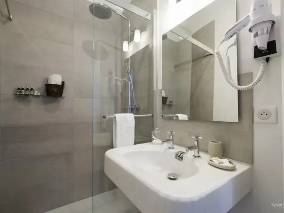 Üç Kişilik Oda, Özel Banyo, Bahçe Manzaralı (TOPAZE)
