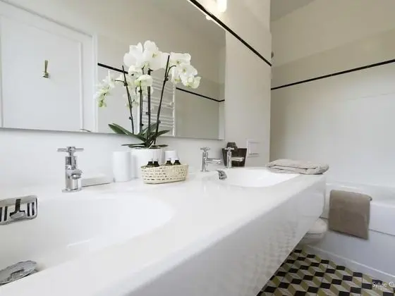 Üç Kişilik Oda, Özel Banyo (SAPHIR)