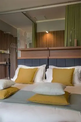 Comfort Tek Büyük Yataklı Oda