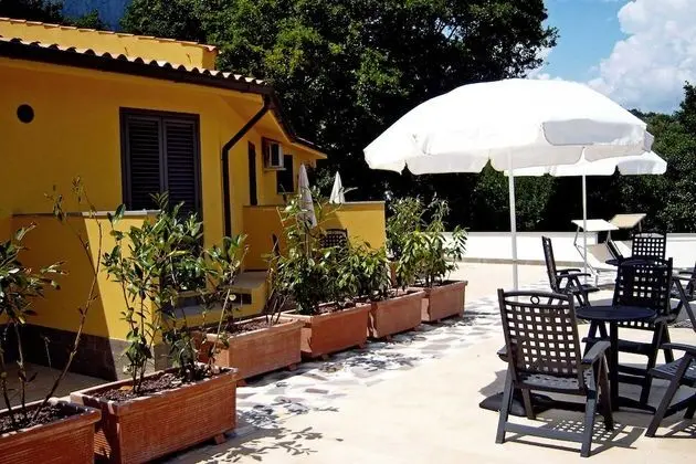 Tek Büyük Yataklı Oda, Bahçe Manzaralı