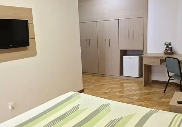 Tek Büyük Yataklı Oda