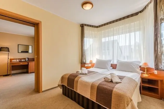 Süit, 1 Büyük (Queen) Boy Yatak