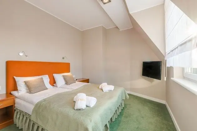 Süit, 1 Büyük (Queen) Boy Yatak