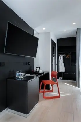 Deluxe Tek Büyük Yataklı Oda, Kısmi Deniz Manzaralı