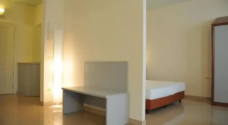 Deluxe Büyük Yataklı Tek Kişilik Oda, Balkon, Şehir Manzaralı