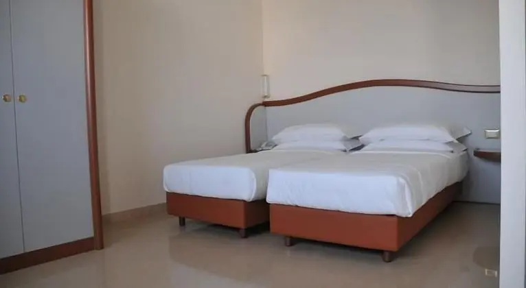 Deluxe Büyük Yataklı Tek Kişilik Oda, Balkon, Şehir Manzaralı