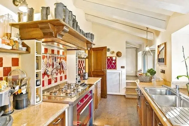 Villa, 6 Yatak Odası, Sigara İçilmez