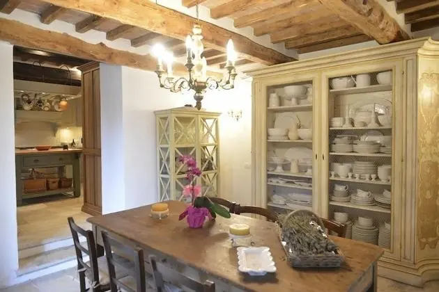 Villa, 6 Yatak Odası, Sigara İçilmez