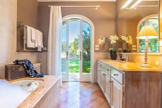 Villa, Birden Çok Yatak Odası, Sigara İçilmez